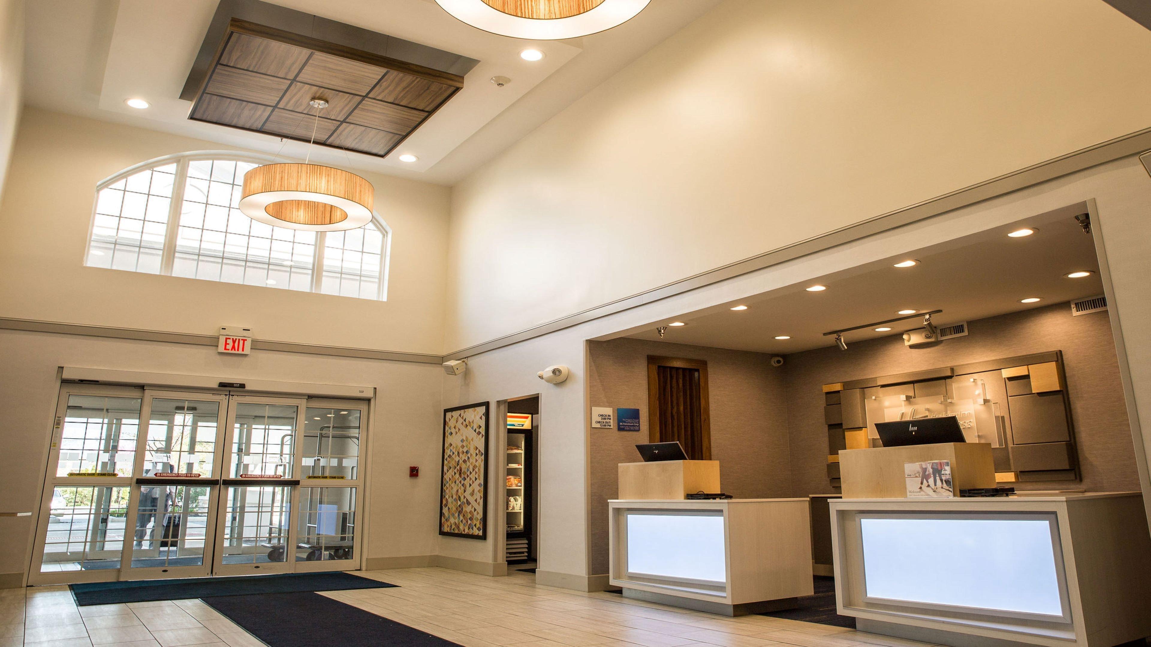 Holiday Inn Express - Columbus - Dublin By Ihg Eksteriør billede