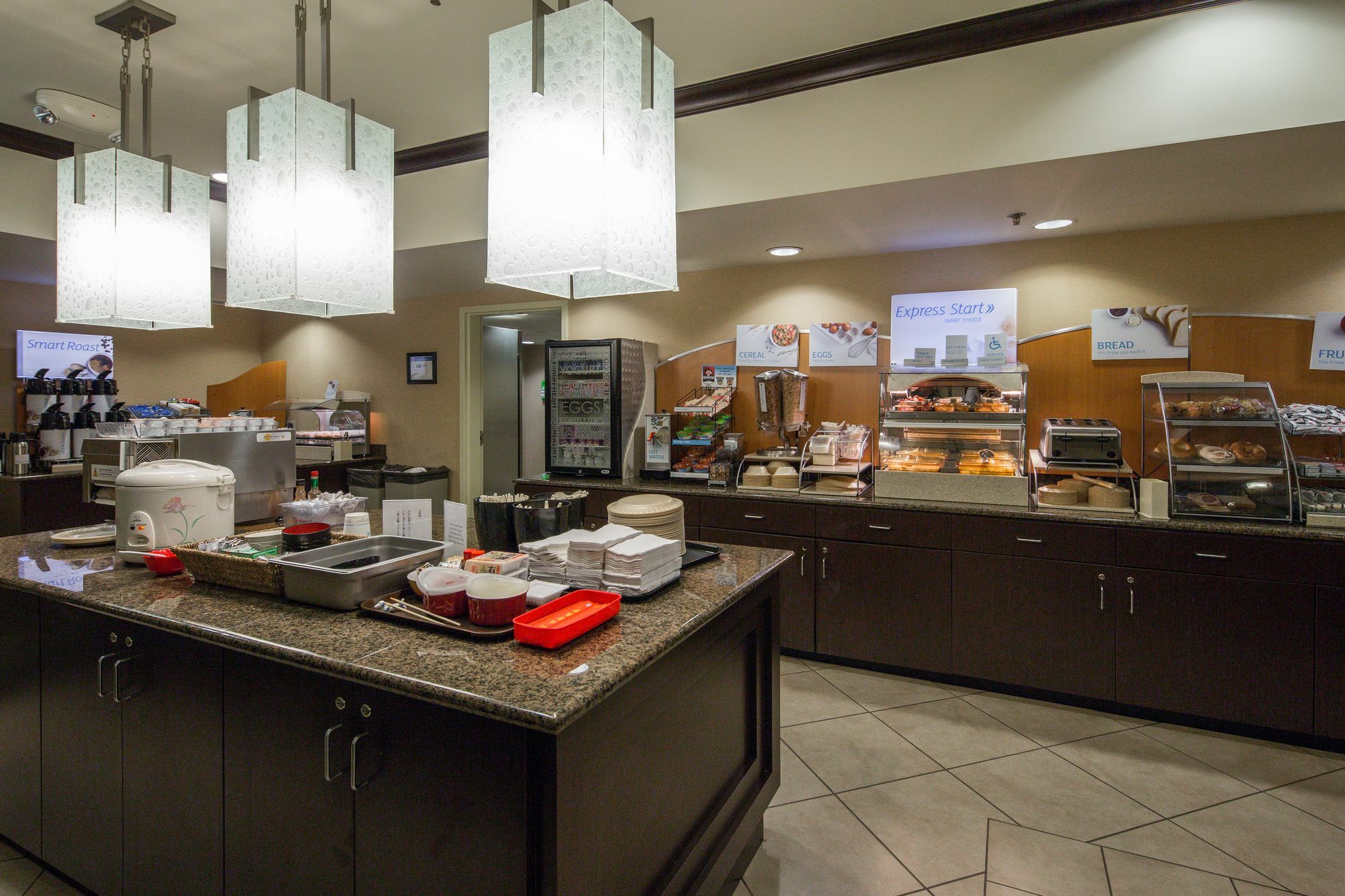 Holiday Inn Express - Columbus - Dublin By Ihg Eksteriør billede