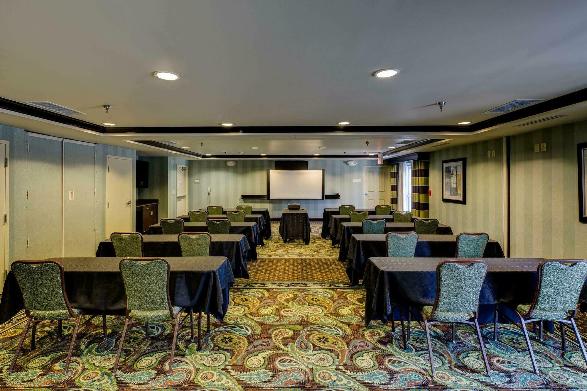 Holiday Inn Express - Columbus - Dublin By Ihg Eksteriør billede